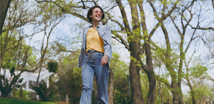 Abbildung: Gesunde Haut im Sommer: Tipps für Schutz und Pflege