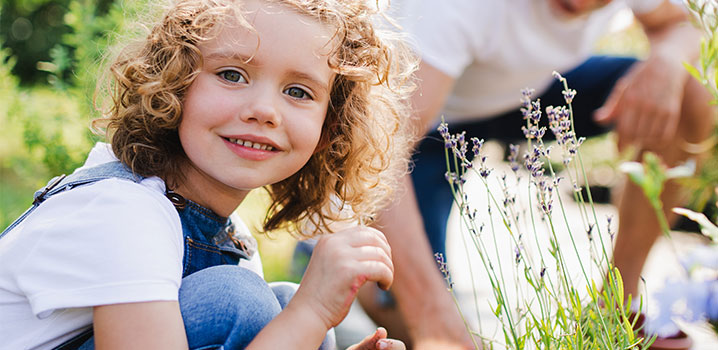 Kinder vor der Sonne schützen